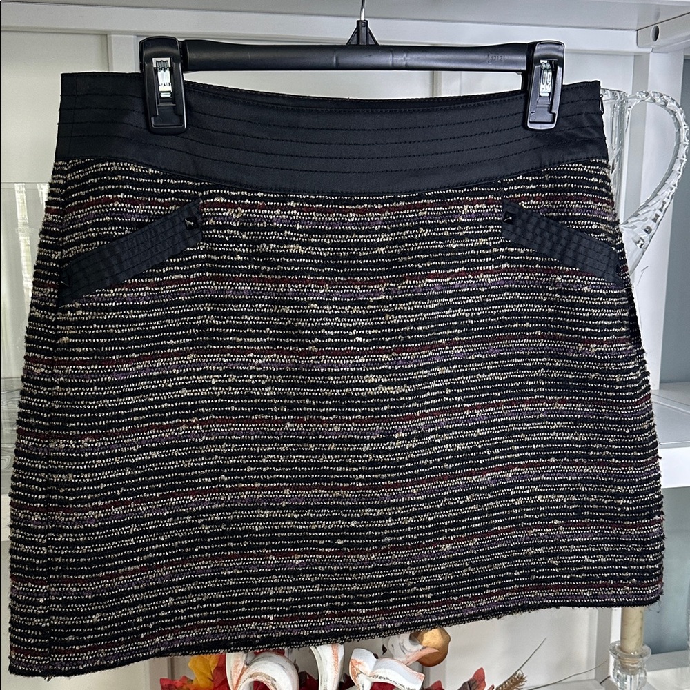 Bundle 5 items @ 25$, pay only 75$ - Black and Gold Striped Mini Skirt